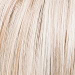 Gallery_voice-mono-pearlblonde-rooted