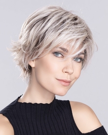 Krótka peruka syntetyczna w dużym rozmiarze metaliczny blond z odrostem RELAX LARGE # metallicblonde rooted