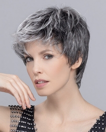 Peruka z włosów syntetycznych ciepły siwy LOVE COMFORT # smoke/mix